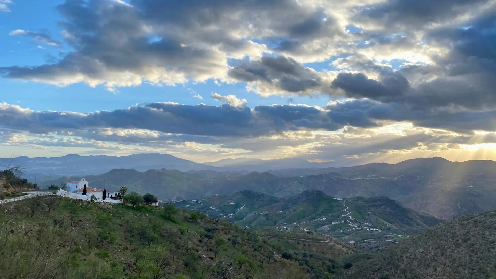El Cielo, Cortijo En El Corazon De Las Montanas Málaga 0*,  Spanien