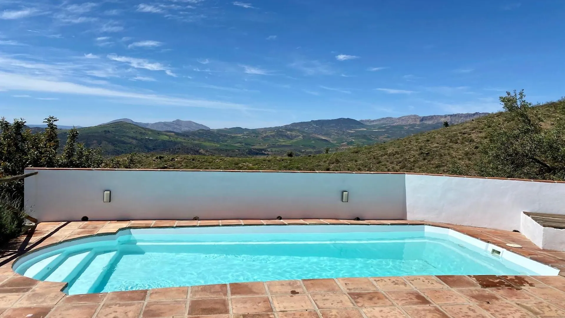 Villa El Cielo, Cortijo En El Corazon De Las Montanas Málaga